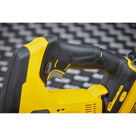 Serra Tico-Tico 20V Max Íon De Lítio