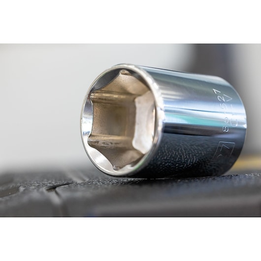 Stanley STMT82828-LA chrome socket photography, close-up angled view.